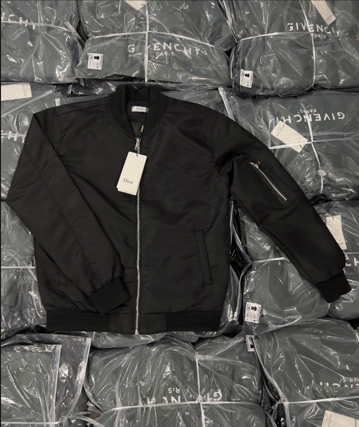 Áo khoác gió dior